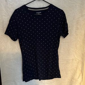 Printed V-neck navy blue T-shirt from Express